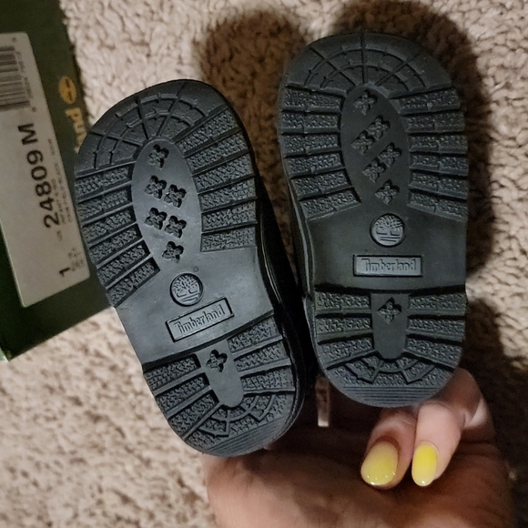 Like New Timberland Hard Bottom Crib Field Black Boots Sz 1c - Picture 4 of 5